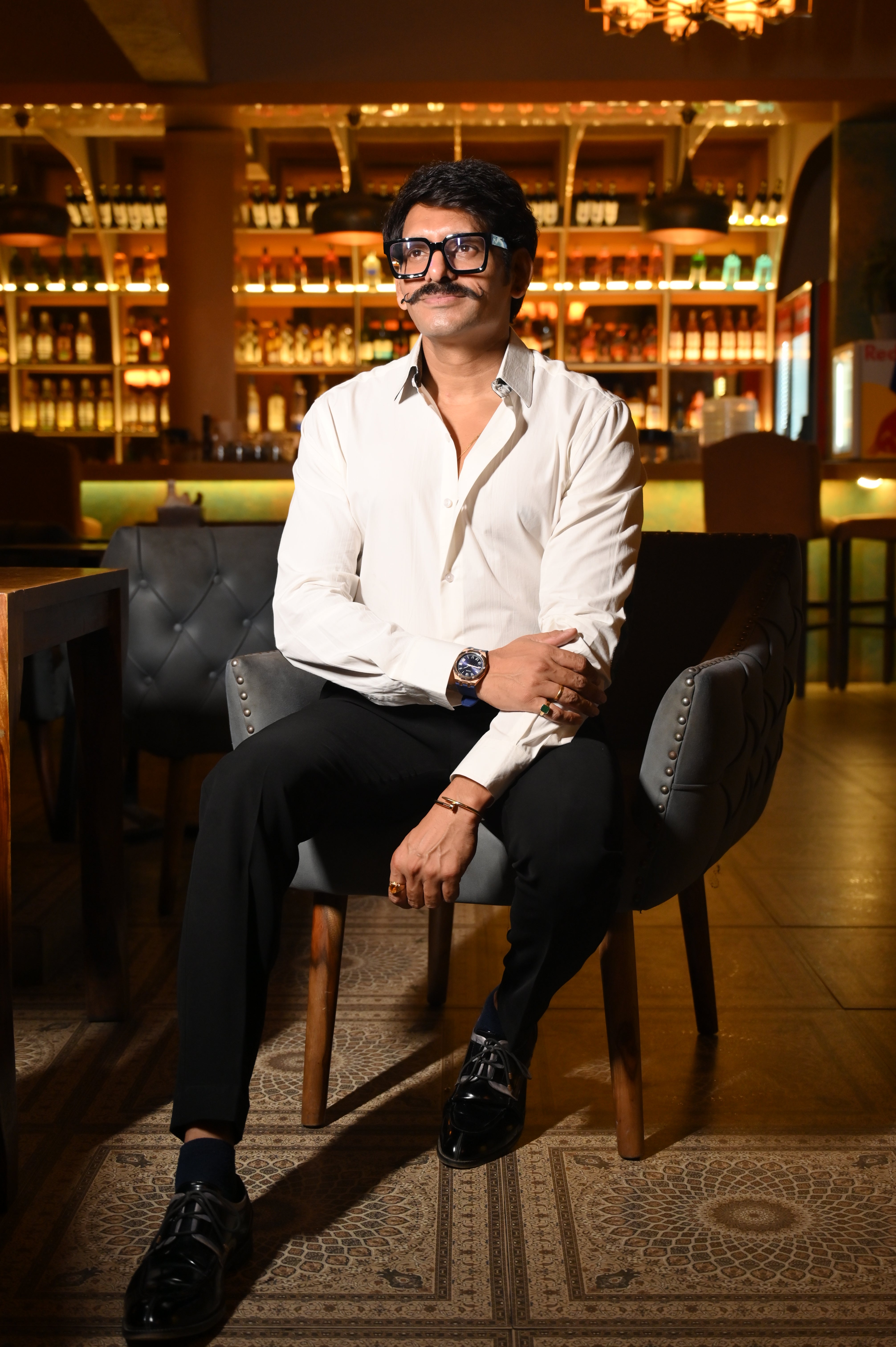 White Contrast Elbow Patch Shirt