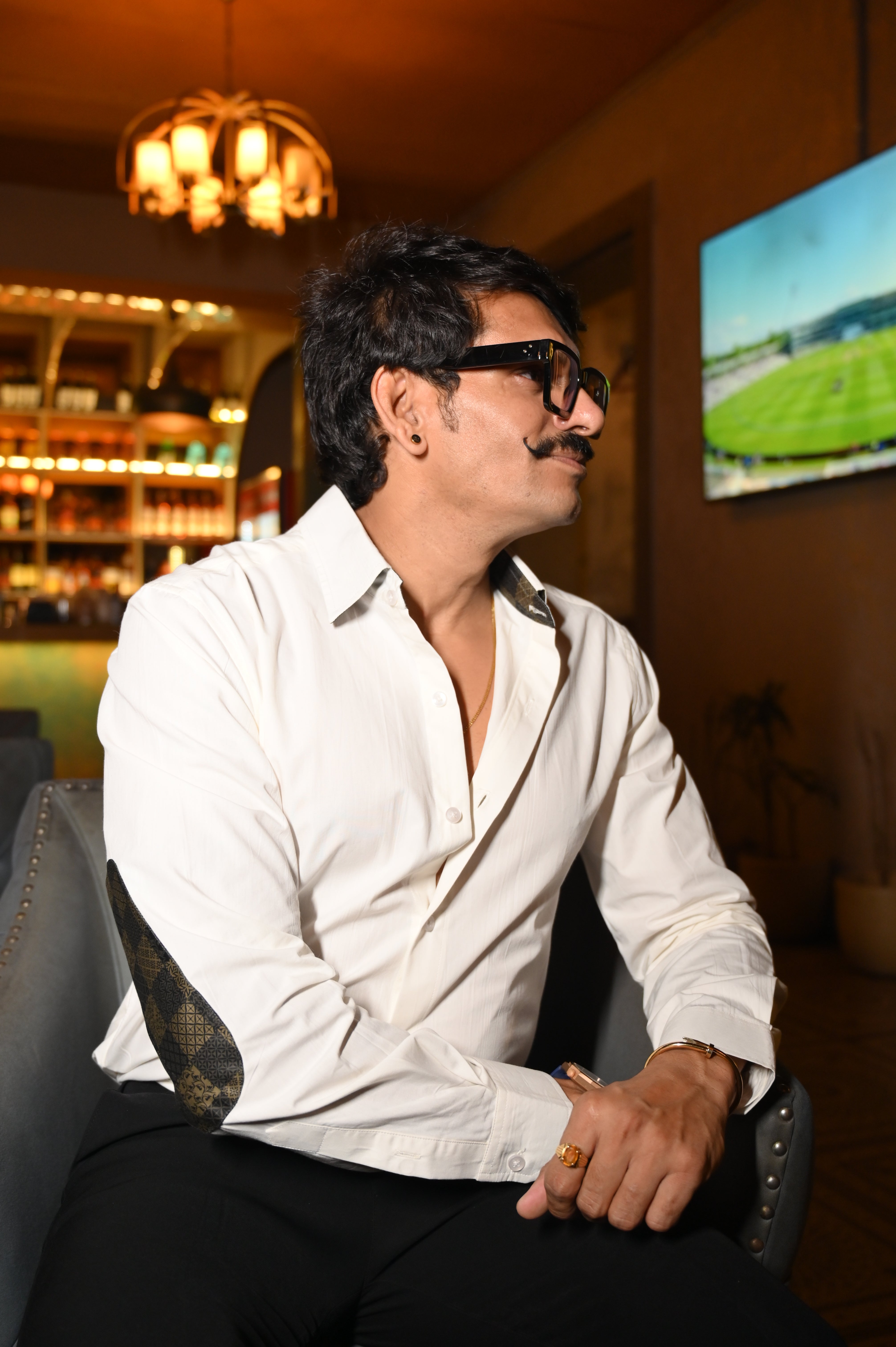 White Contrast Elbow Patch Shirt