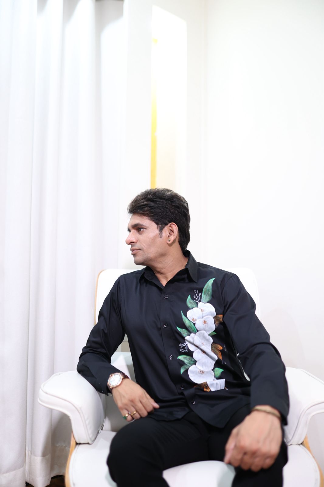 Black Hand Paint Flower Print Shirt