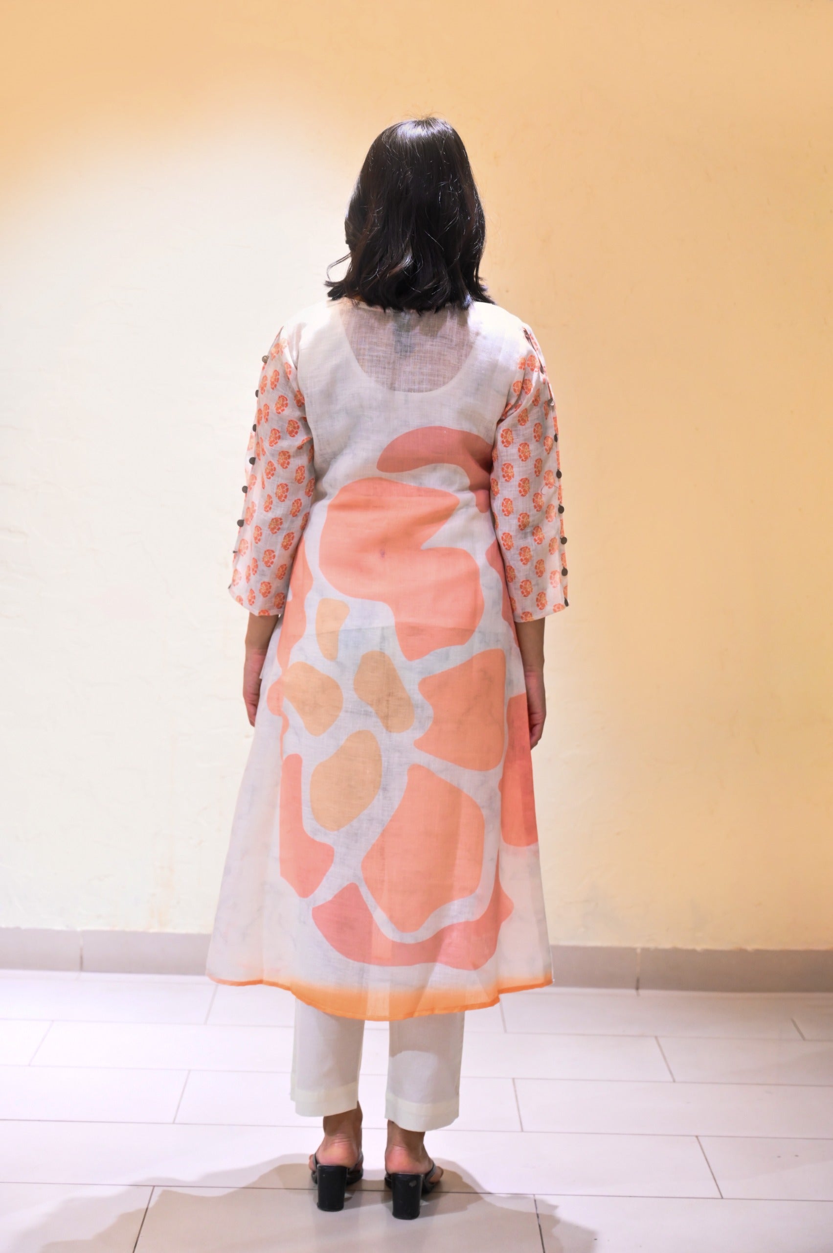 Bold Half-Flower Kurta